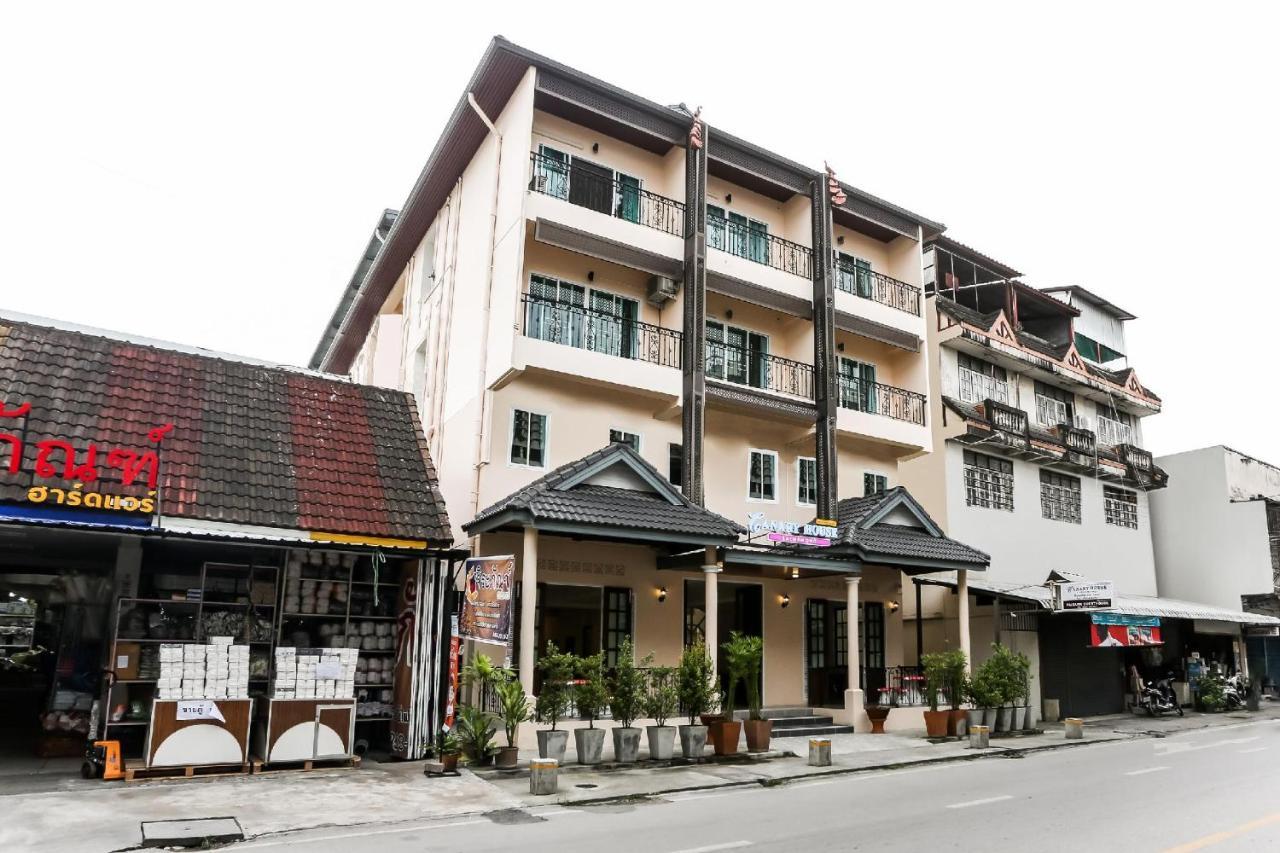 Canary House Rachawong คานารี่ เฮ้าส์ ราชวงศ์ Chiang Mai Dış mekan fotoğraf