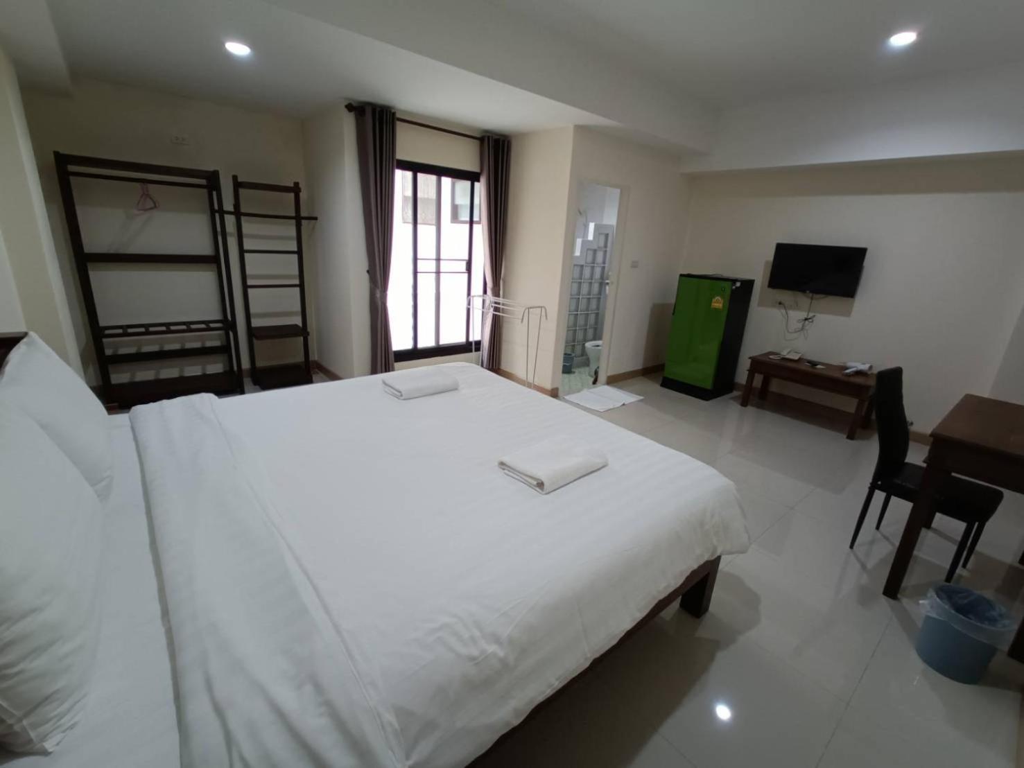Canary House Rachawong คานารี่ เฮ้าส์ ราชวงศ์ Chiang Mai Dış mekan fotoğraf