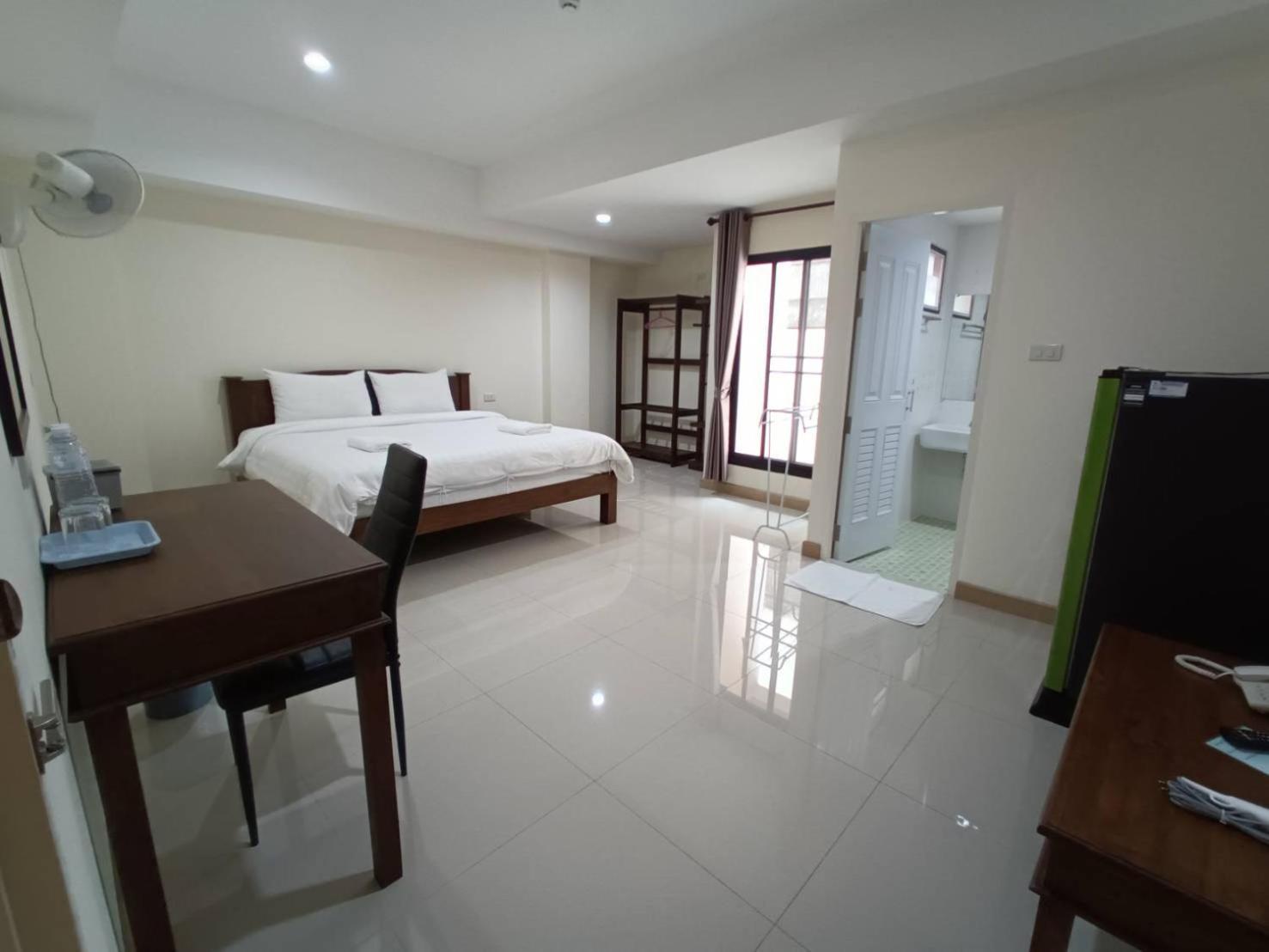 Canary House Rachawong คานารี่ เฮ้าส์ ราชวงศ์ Chiang Mai Dış mekan fotoğraf
